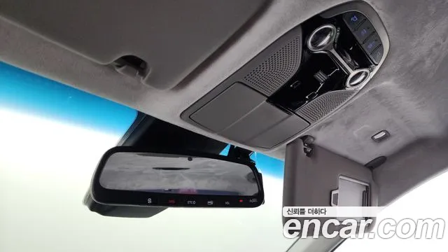 2018 Hyundai Grandeur IG 2.4 Premium Sold VIN KMHF441CBJA091609 – trunk area 2018 Hyundai Grandeur IG 2.4 Premium Sold VIN KMHF441CBJA091609 – trunk area