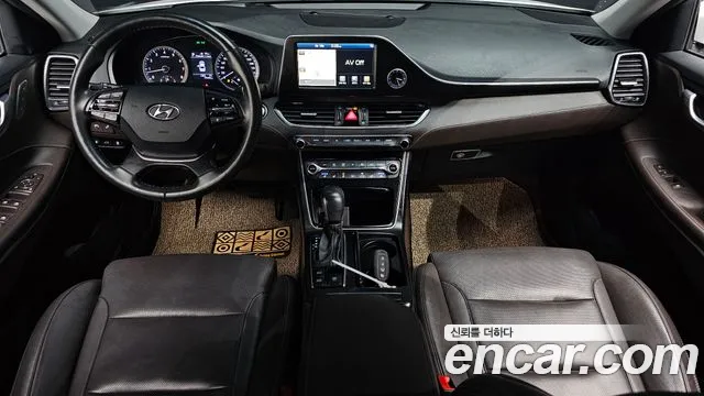 2018 Hyundai Grandeur IG 2.4 Premium Sold VIN KMHF441CBJA102705 – exterior detail