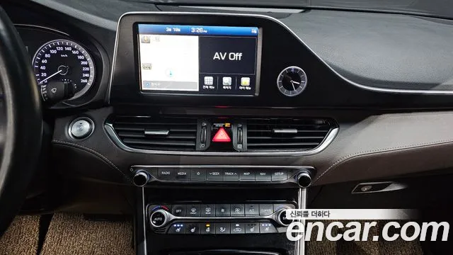 2018 Hyundai Grandeur IG 2.4 Premium Sold VIN KMHF441CBJA102705 – photo 13