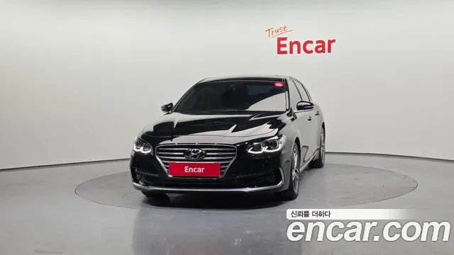 2018 Hyundai Grandeur IG 2.4 Premium Sold VIN KMHF441CBJA120421 – side profile