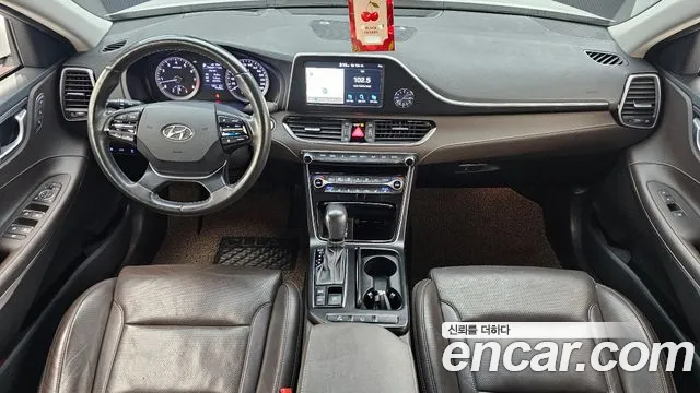 2019 Hyundai Grandeur IG 2.4 Premium Sold VIN KMHF441CBKA188739 – exterior detail 2019 Hyundai Grandeur IG 2.4 Premium Sold VIN KMHF441CBKA188739 – exterior detail