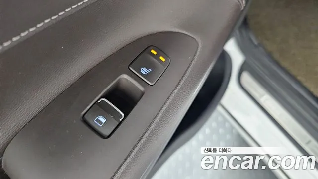 2019 Hyundai Grandeur IG 2.4 Premium Sold VIN KMHF441CBKA188739 – photo 16 2019 Hyundai Grandeur IG 2.4 Premium Sold VIN KMHF441CBKA188739 – photo 16