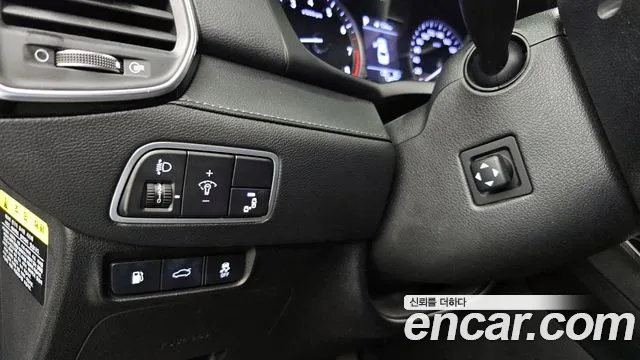 2019 Hyundai Grandeur IG 2.4 Premium Sold VIN KMHF441CBKA196980 – dashboard