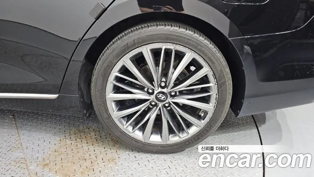 2019 Hyundai Grandeur IG 2.4 Premium Sold VIN KMHF441CBKA201092 – photo 15