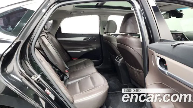 2019 Hyundai Grandeur IG 2.4 Exclusive Sold VIN KMHF441CBKA219527 – photo 19