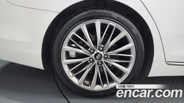 2019 Hyundai Grandeur IG 2.4 Exclusive Sold VIN KMHF441CBKA236538 – photo 14