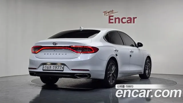 2019 Hyundai Grandeur IG 2.4 Exclusive Sold VIN KMHF441CBKA245028 – photo 13