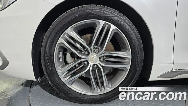 2019 Hyundai Grandeur IG 2.4 Exclusive Sold VIN KMHF441CBKA245028 – photo 32