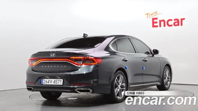 2019 Hyundai Grandeur IG 2.4 Exclusive Sold VIN KMHF441CBKA271935 – photo 12