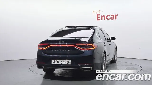 2017 Hyundai Grandeur IG 2.2 Diesel Premium – VIN KMHF441RBHA032862 2017 Hyundai Grandeur IG 2.2 Diesel Premium VIN KMHF441RBHA032862