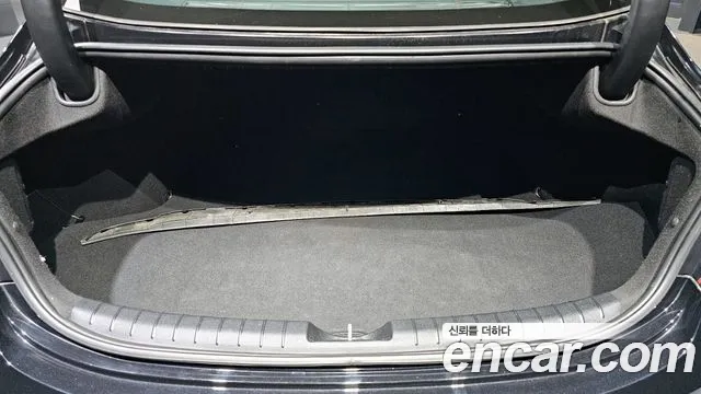 2018 Hyundai Grandeur Ig 2.2 Diesel Premium Sold VIN KMHF441RBJA147303 – front exterior
