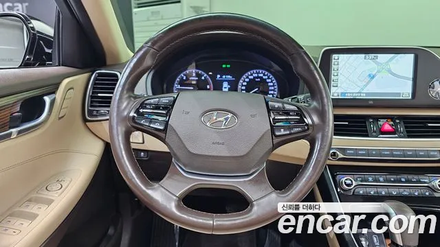 2018 Hyundai Grandeur Ig 2.2 Diesel Premium Sold VIN KMHF441RBJA154269 – front exterior