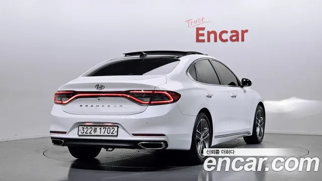2018 Hyundai Grandeur IG 3.0 LPi Modern (Rental Car) Sold VIN KMHF641NBJA068007 – photo 26