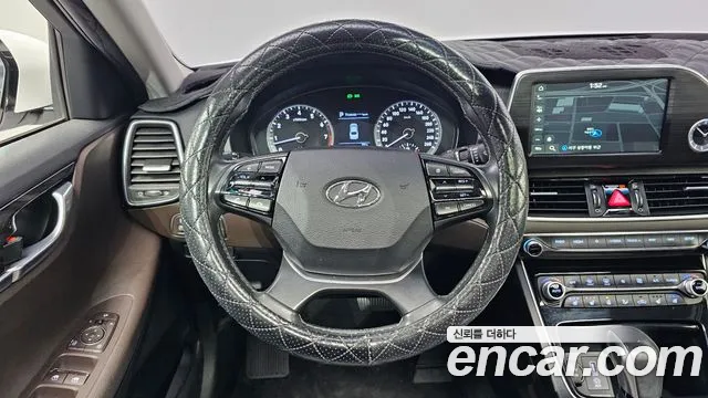 2018 Hyundai Grandeur IG 3.0 LPi Modern (Rental Car) Sold VIN KMHF641NBJA068007 – photo 31