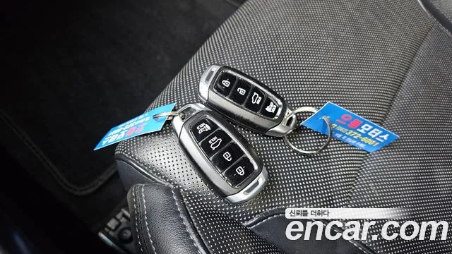 2018 Hyundai Grandeur IG 3.0 LPi Modern (Rental Car) Sold VIN KMHF641NBJA078386 – interior seats