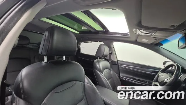 2018 Hyundai Grandeur IG 3.0 LPi Exclusive (Rental Car) Sold VIN KMHF641NBJA081912 – exterior detail
