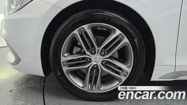 2018 Hyundai Grandeur IG 3.0 LPi Exclusive (Rental Car) Sold VIN KMHF641NBJA130770 – photo 12