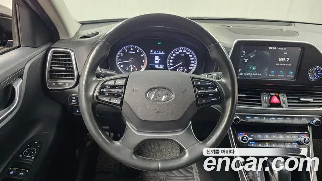 2018 Hyundai Grandeur IG 3.0 LPi Modern (Rental Car) Sold VIN KMHF641NBJA132799 – side profile