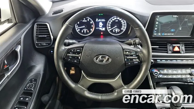 2018 Hyundai Grandeur IG 3.0 LPi Modern (Rental Car) Sold VIN KMHF641NBJA159588 – rear exterior 2018 Hyundai Grandeur IG 3.0 LPi Modern (Rental Car) Sold VIN KMHF641NBJA159588 – rear exterior