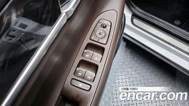 2019 Hyundai Grandeur IG 3.0 LPi Modern (Rental Car) Sold VIN KMHF641NBKA176129 – photo 17