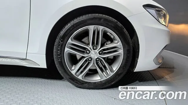2019 Hyundai Grandeur IG 3.0 LPi Modern (Rental Car) Sold VIN KMHF641NBKA176129 – photo 24