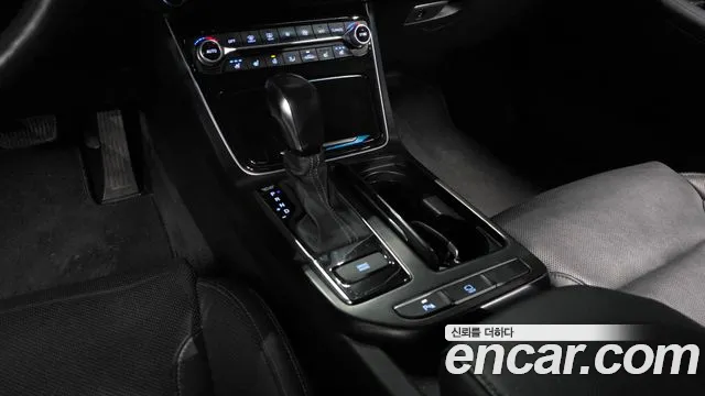 2019 Hyundai Grandeur IG 3.0 LPi Modern (Rental Car) Sold VIN KMHF641NBKA221239 – undercarriage