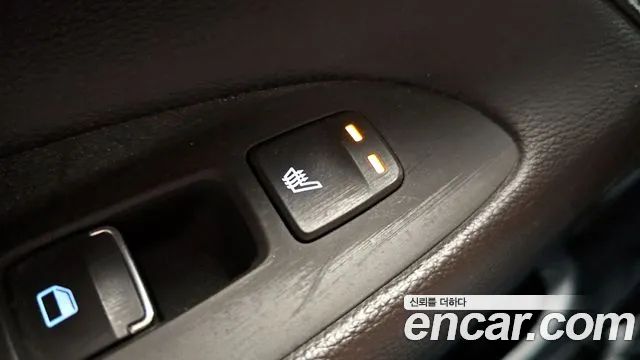 2019 Hyundai Grandeur IG 3.0 LPi Exclusive (Rental Car) Sold VIN KMHF641NBKA221858 – side profile