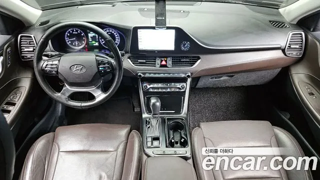 2019 Hyundai Grandeur IG 3.0 LPi Exclusive (Rental Car) Sold VIN KMHF641NBKA221858 – photo 16