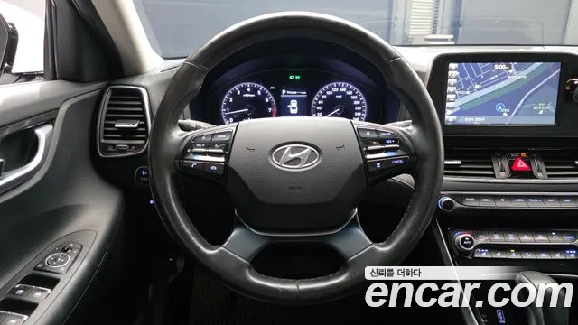 2019 Hyundai Grandeur IG 3.0 LPi Modern (Rental Car) Sold VIN KMHF641NBKA250513 – dashboard