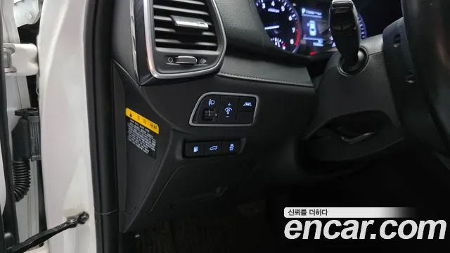 2019 Hyundai Grandeur IG 3.0 LPi Modern (Rental Car) Sold VIN KMHF641NBKA250513 – interior seats
