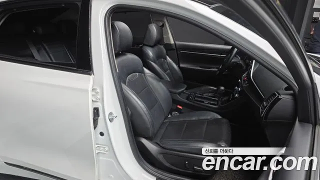 2019 Hyundai Grandeur IG 3.0 LPi Modern (Rental Car) Sold VIN KMHF641NBKA250513 – undercarriage