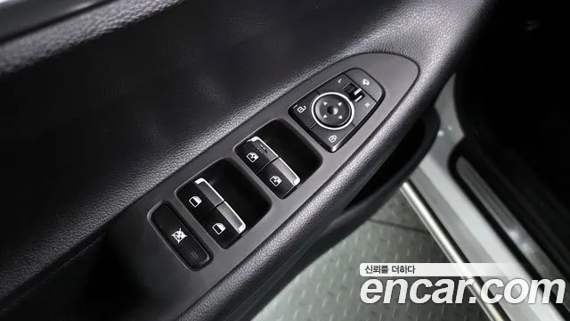 2019 Hyundai Grandeur IG 3.0 LPi Modern (Rental Car) Sold VIN KMHF641NBKA263667 – dashboard 2019 Hyundai Grandeur IG 3.0 LPi Modern (Rental Car) Sold VIN KMHF641NBKA263667 – dashboard