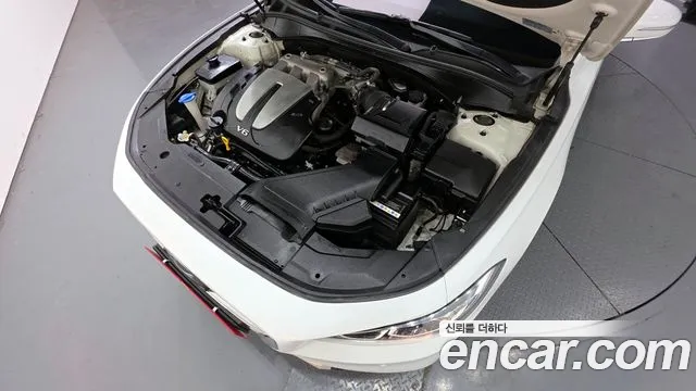 2019 Hyundai Grandeur IG 3.0 LPi Modern (Rental Car) Sold VIN KMHF641NBKA263667 – interior seats 2019 Hyundai Grandeur IG 3.0 LPi Modern (Rental Car) Sold VIN KMHF641NBKA263667 – interior seats