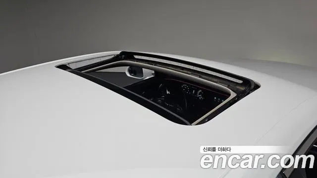 2017 Genesis EQ900 3.3 T-GDI Sold VIN KMHG141ABHU030722 – undercarriage