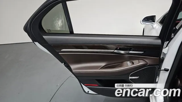 2017 Genesis EQ900 3.3 T-GDI Sold VIN KMHG141ABHU030722 – photo 17