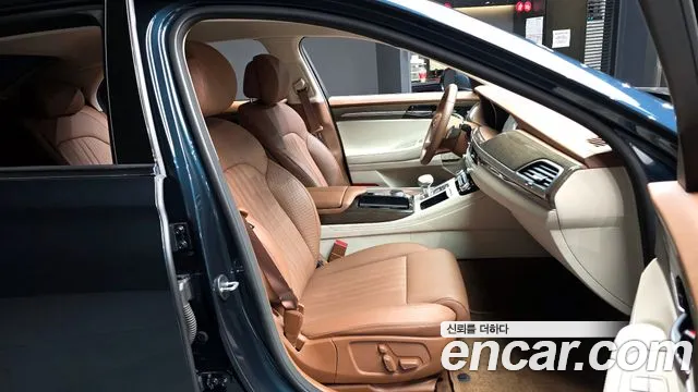 2021 Genesis G90 3.3 T AWD Sold VIN KMHG141ADMU089670 – rear exterior