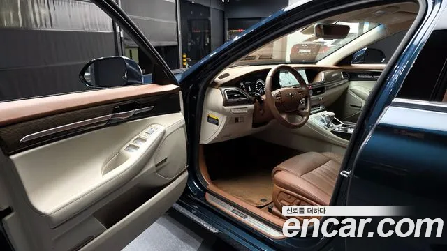 2021 Genesis G90 3.3 T AWD Sold VIN KMHG141ADMU089670 – trunk area