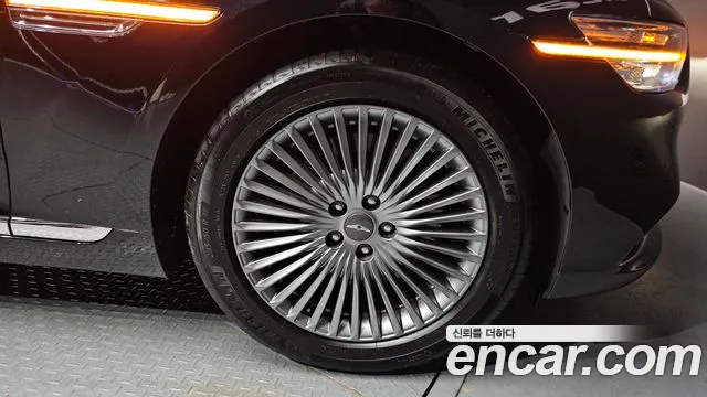 2019 Genesis G90 3.8 VIN KMHG141DBKU074029