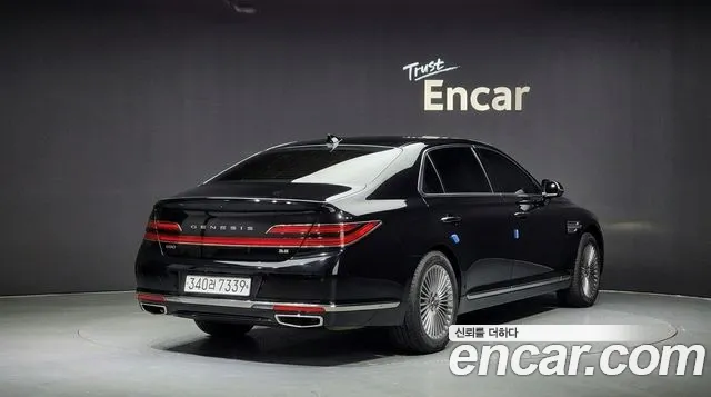 2020 Genesis G90 3.8 Sold VIN KMHG141DBLU080092 – rear exterior 2020 Genesis G90 3.8 Sold VIN KMHG141DBLU080092 – rear exterior