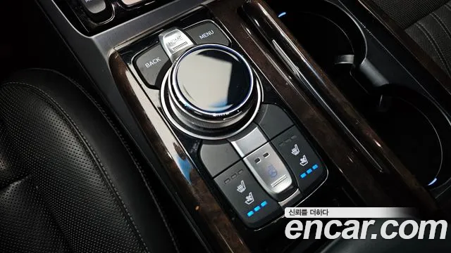 2017 Genesis EQ900 3.8 GDI AWD Sold VIN KMHG141DDHU030482 – photo 25