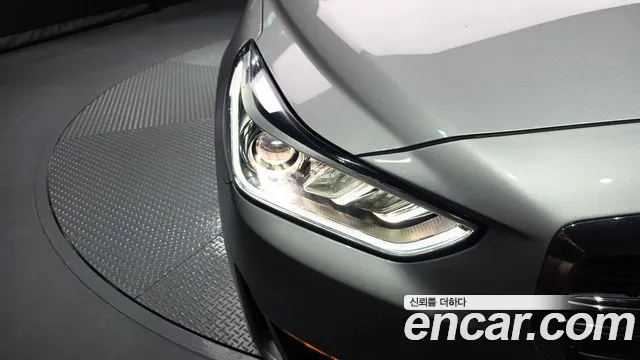 2018 Genesis EQ900 3.8 GDI AWD VIN KMHG141DDJU044528