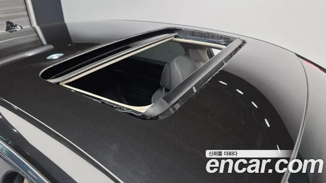 2019 Genesis G90 3.8 AWD Sold VIN KMHG141DDKU058453 – engine bay