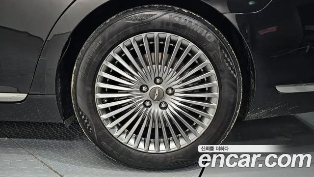 2019 Genesis G90 3.8 AWD Sold VIN KMHG141DDKU063243 – photo 14 2019 Genesis G90 3.8 AWD Sold VIN KMHG141DDKU063243 – photo 14