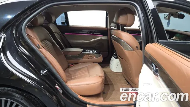 2019 Genesis G90 3.8 AWD Sold VIN KMHG141DDKU068472 – photo 15