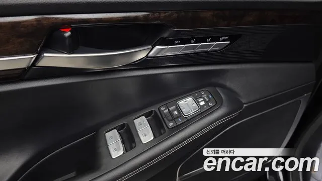 2019 Genesis G90 3.8 AWD Sold VIN KMHG141DDKU070131 – photo 11