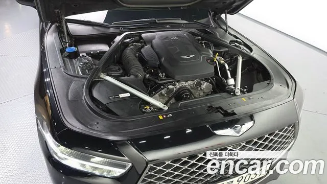 2019 Genesis G90 3.8 AWD Sold VIN KMHG141DDKU075261 – exterior detail
