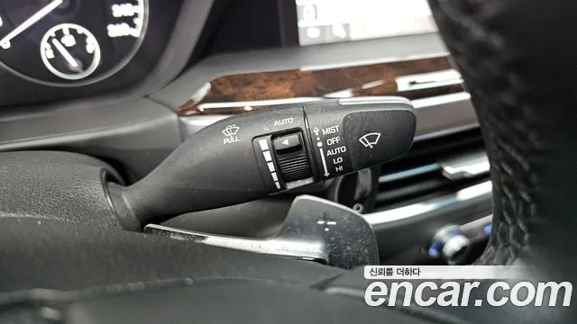 2021 Genesis G90 3.8 AWD Sold VIN KMHG141DDMU084071 – interior seats 2021 Genesis G90 3.8 AWD Sold VIN KMHG141DDMU084071 – interior seats