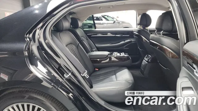 2021 Genesis G90 3.8 AWD Sold VIN KMHG141DDMU091984 – side profile