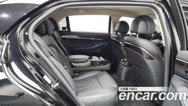 2021 Genesis G90 3.3 T AWD Sold VIN KMHG241ADMU089470 – interior seats