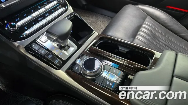 2017 Genesis Eq900 3.8 Gdi Awd Sold VIN KMHG241DDHU032751 – front exterior